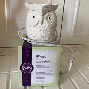 Scentsy Whoot Full Size Warmer